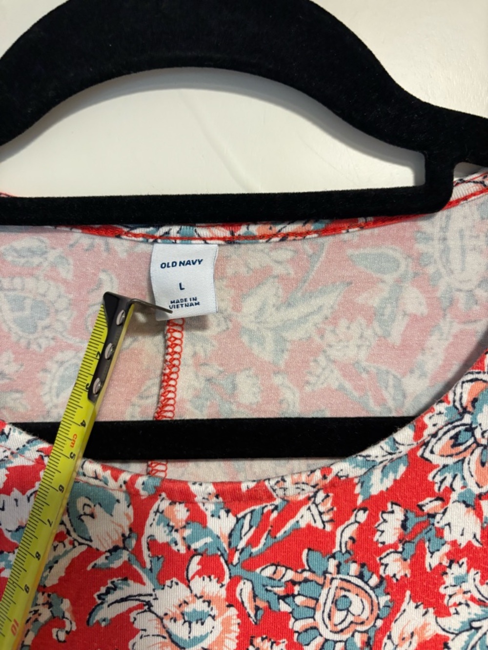 Old Navy Floral Short-Sleeve Red Knit Dress - Picture 4 of 5